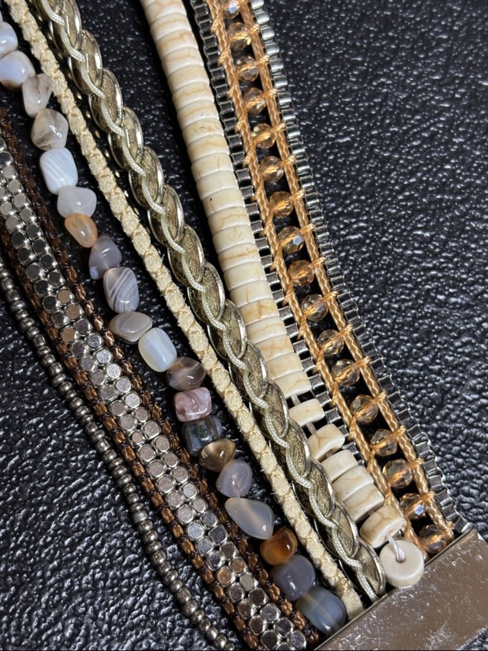 VICTORIA EMERSON MIXED Beaded Boho Coachella Magnetic Closure Wrap Bracelet - Picture 6 of 8